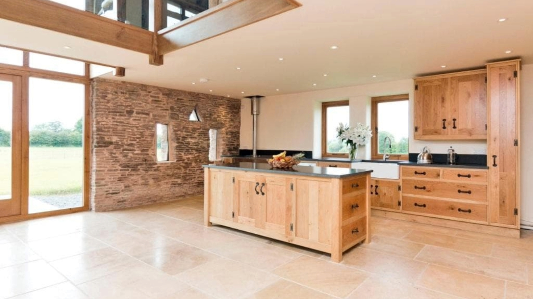 Bespoke Oak Kitchen - Leysters - Herefordshire